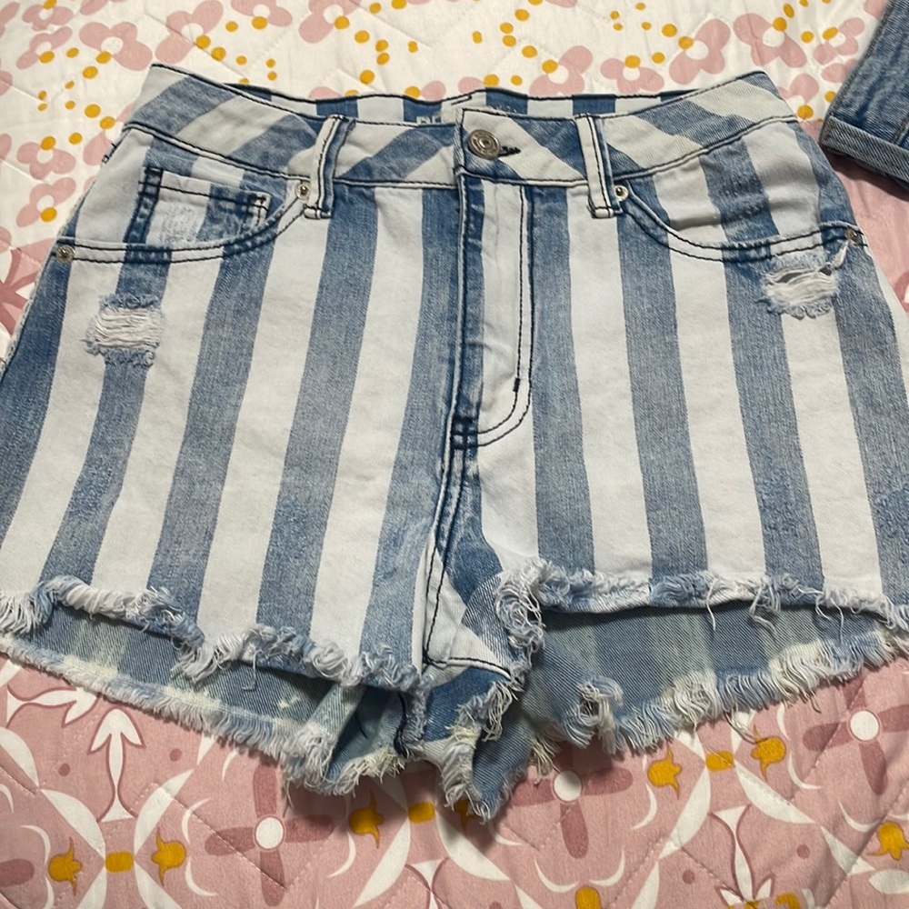 Short size 3